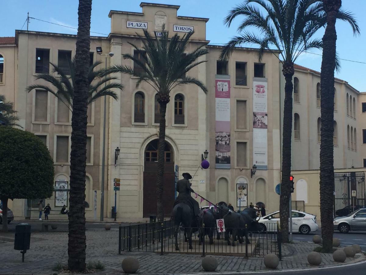Centre Apartment Near Plaza De Toros Alicante Exterior foto